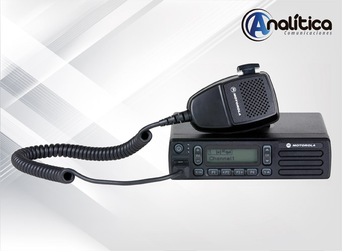 Radioteléfono MotoTRBO DEM400/500